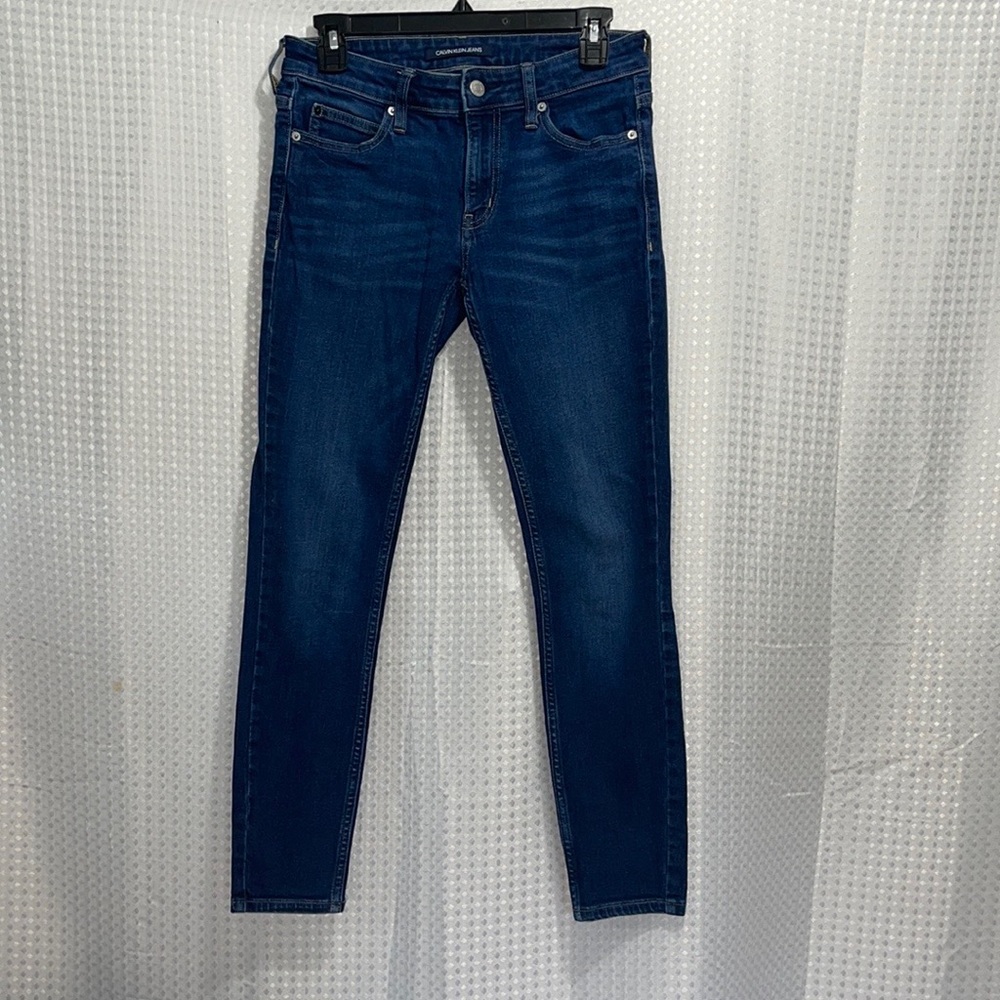 Calvin Klein Size 27 Womens Mid Rise Skinny Dark Wash Stretch Blue Jeans Ladies.
